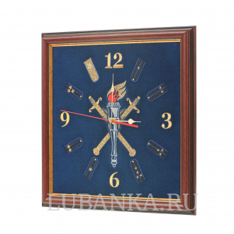 Часы настенные Юстиция